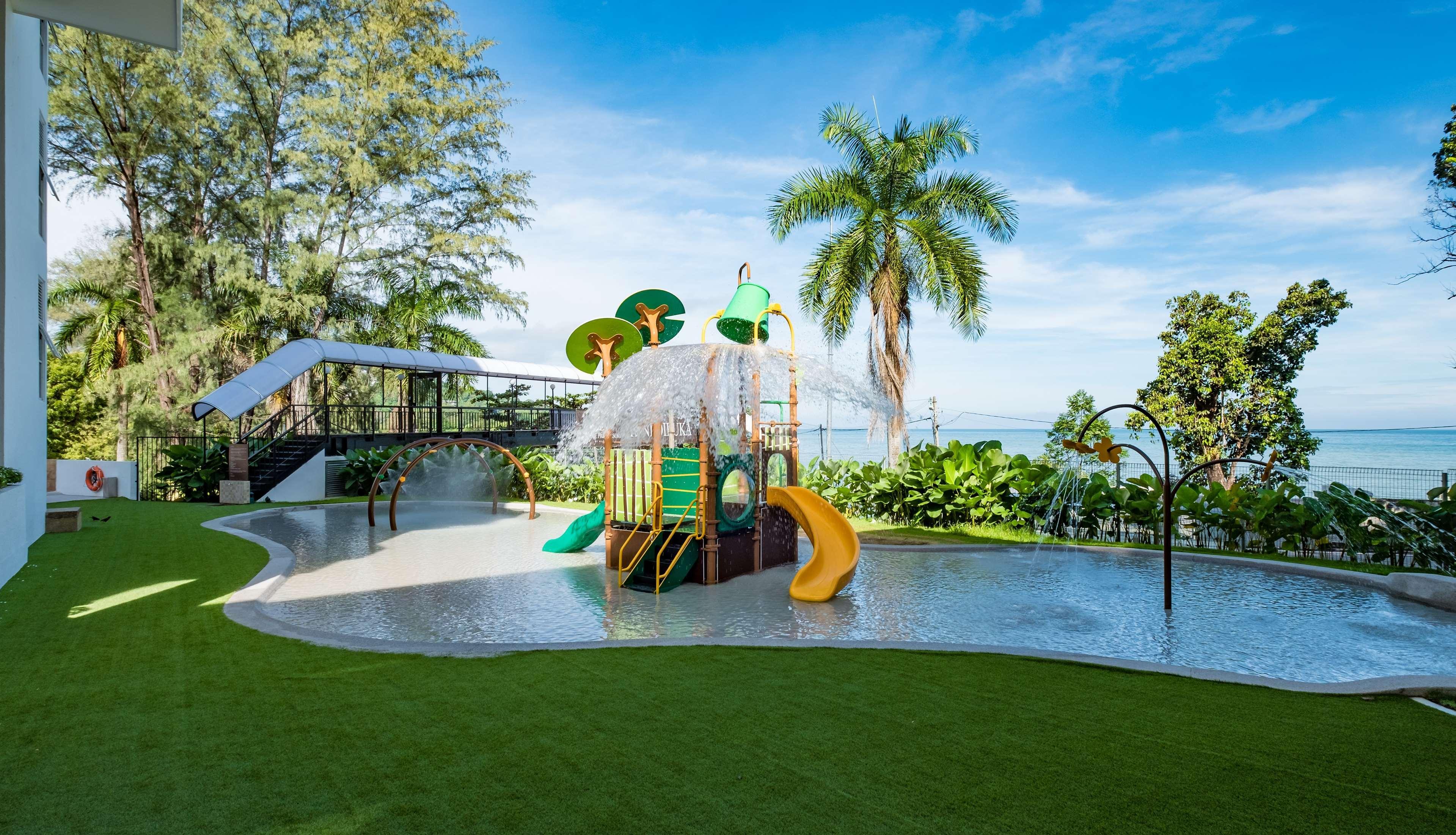 Doubletree Resort By Hilton Hotel Penang Batu Feringgi Bagian luar foto